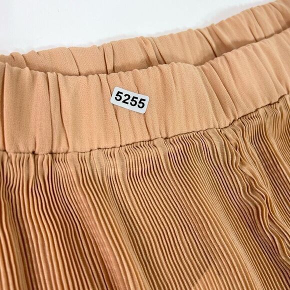 Akira Relaxed Short Women's Large Beige Elastic Waistband Pull-On Flowy - Picture 12 of 12